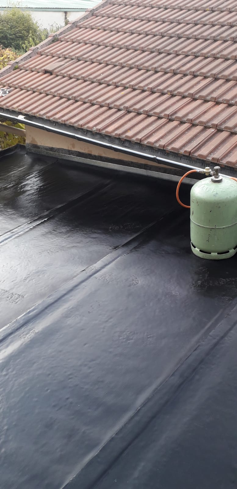 Photo d'une réfection à neuf de l’étanchéité d’un toit terrasse